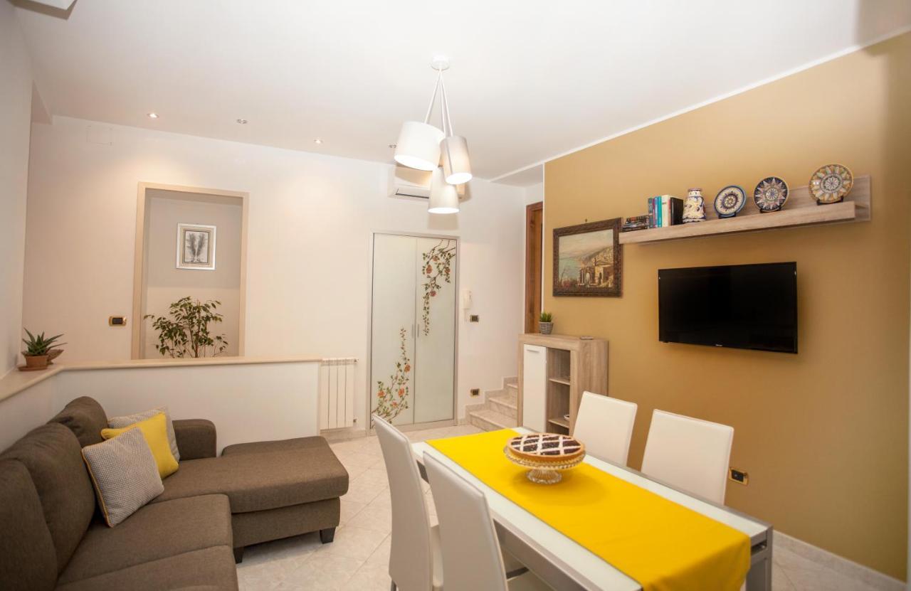 Albert House ตาออร์มินา ภายนอก รูปภาพ